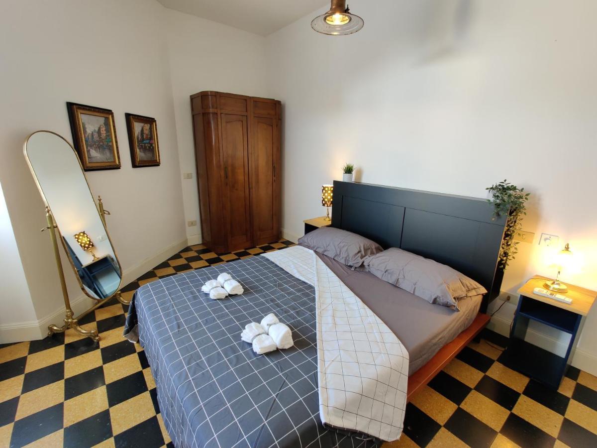 Appartamento Elegante Trilocale A Milano Esterno foto