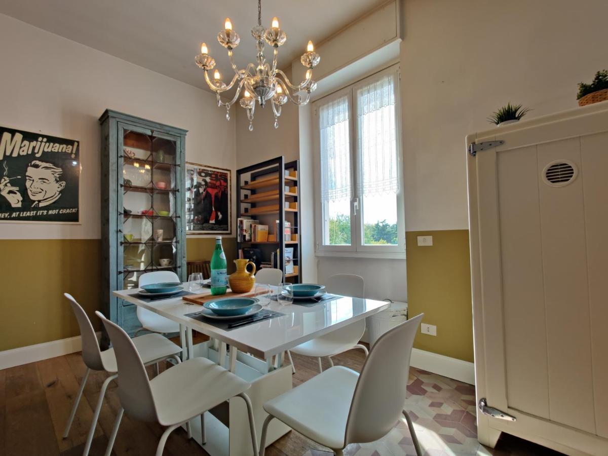 Appartamento Elegante Trilocale A Milano Esterno foto